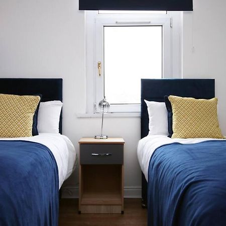 Holiday House For 7 Guests, Free Wi-Fi & Self Check-In Explore Newport Villa Ngoại thất bức ảnh